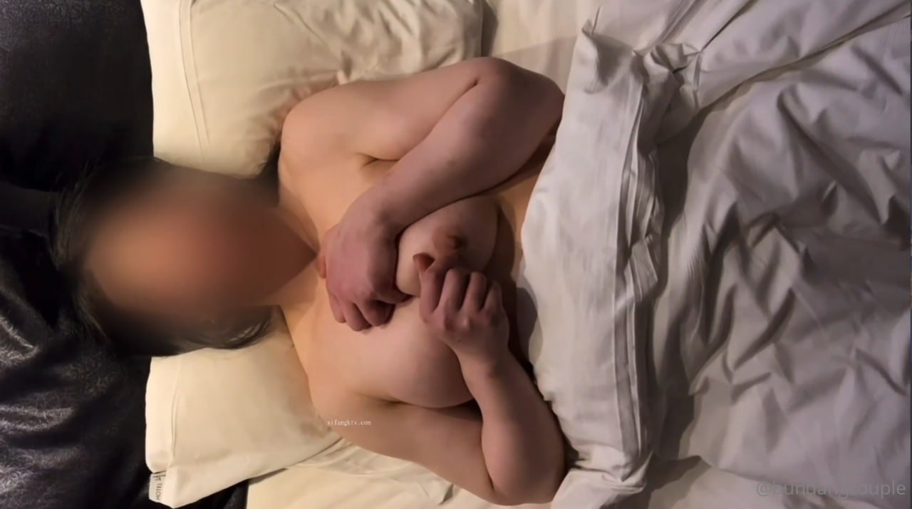 久久久精品“分手了还能被你操吗？”【完整版65分钟已上传简介】